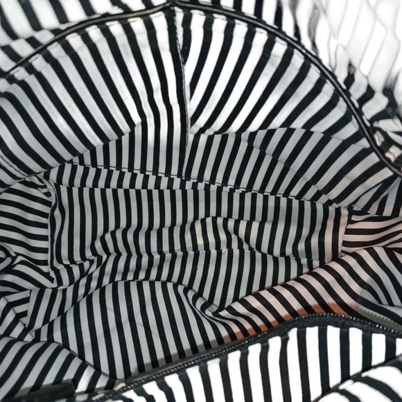 Charming Charlie Crossbody Bucket Bag EUC - Picture 4 of 4